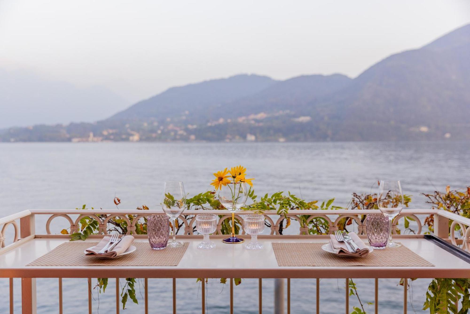La Darsena Boutique Hotel & Restaurant Tremezzo Exterior photo